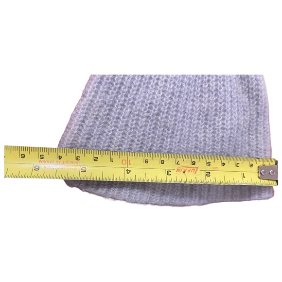 Cashmere sweater. Lord & Taylor. - Picture 14 of 16